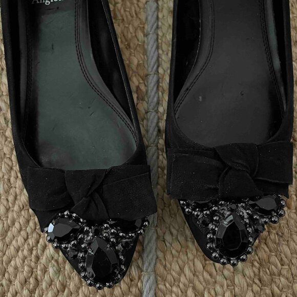 Enzo Angiolini Black Suede Pointed Toe Flats size 8 - Picture 6 of 6